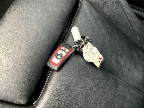 Used 2017 BMW 230i Convertible image 13