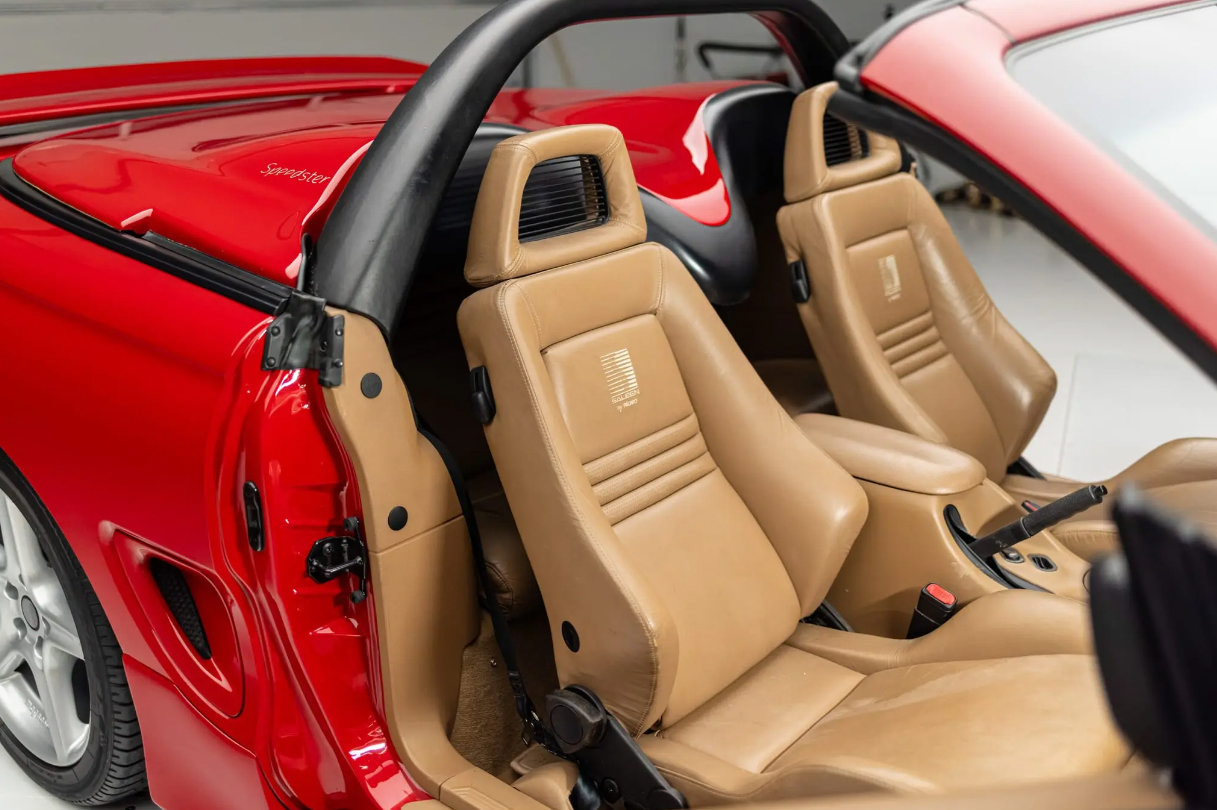 Used 1997 Ford Mustang Convertible RWD image 6