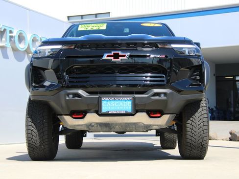 Certified 2024 Chevrolet Colorado ZR2 w/ Technology Package image 3