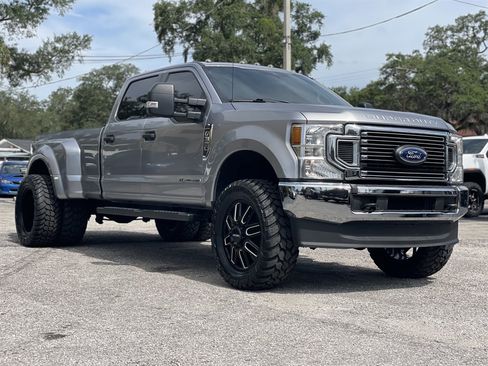 Used 2020 Ford F350 XLT AWD/4WD image 10