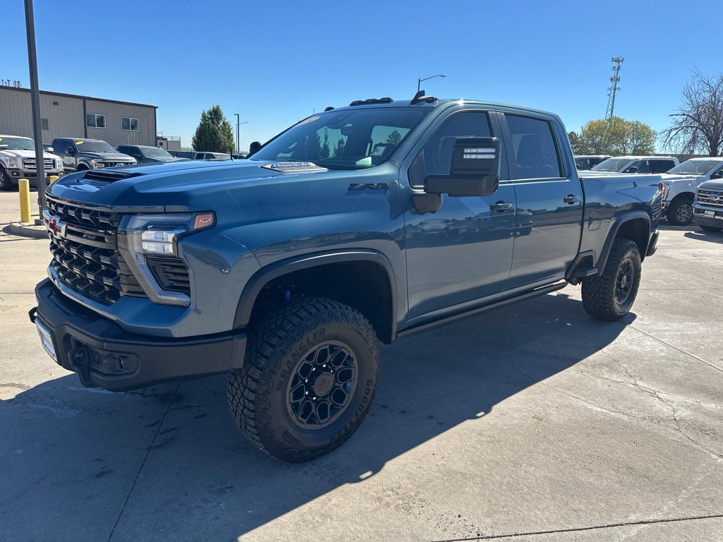 Certified 2024 Chevrolet Silverado 2500 ZR2 w/ ZR2 Bison Edition AWD/4WD image 33