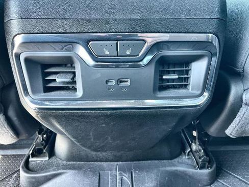 Used 2024 Chevrolet Silverado 1500 High Country w/ High Country Premium Package AWD/4WD image 22