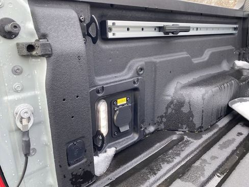 Used 2022 Ford Maverick Lariat w/ Lariat Luxury Package image 15