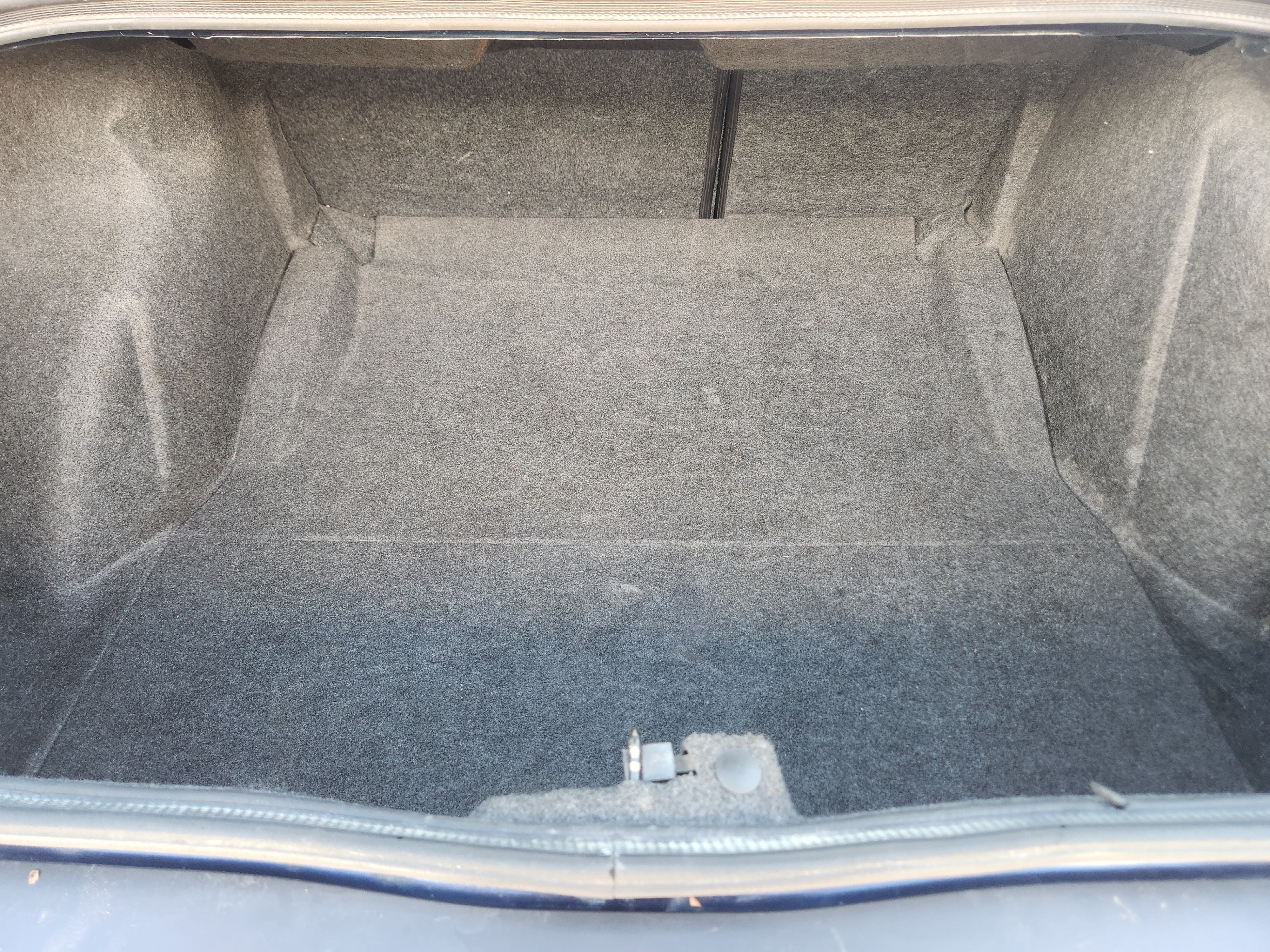 Used 2015 Dodge Challenger SXT w/ Super Sport Group (SS/T) RWD image 22