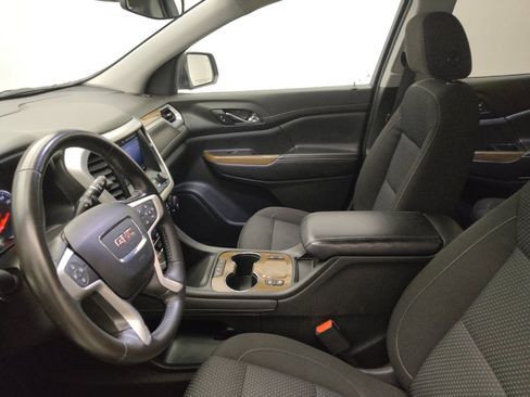 Used 2020 GMC Acadia SLE w/ Driver Convenience Package image 17