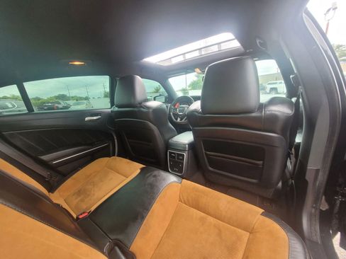 Used 2022 Dodge Charger Scat Pack RWD image 7