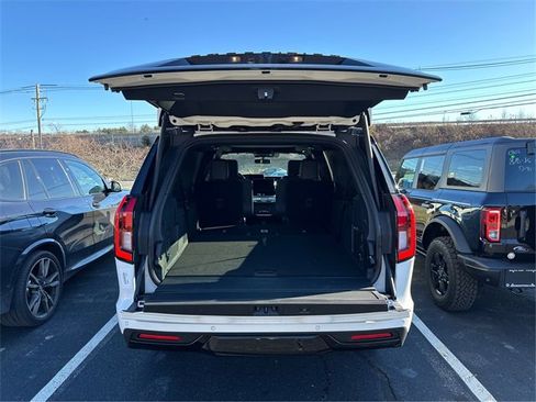 New 2025 Ford Expedition Max Platinum w/ Stealth Performance Package image 11