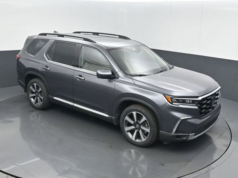 Used 2023 Honda Pilot Elite image 27