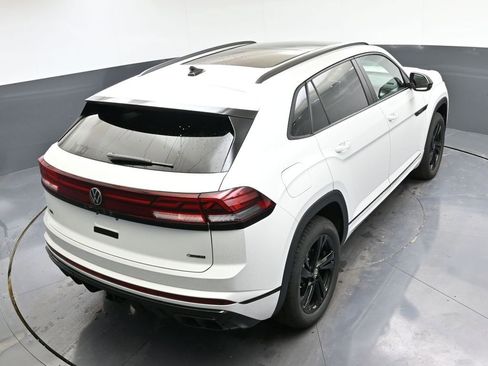 Certified 2025 Volkswagen Atlas Cross Sport SEL R-Line image 40