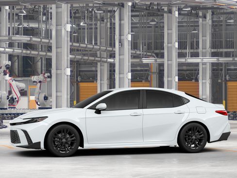 New 2026 Toyota Camry SE w/ Convenience Package FWD image 5
