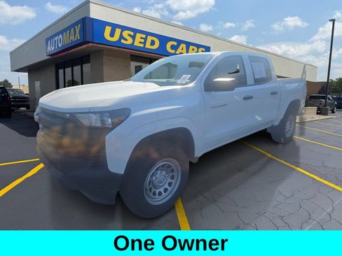 Used 2024 Chevrolet Colorado W/T w/ WT Convenience Package II RWD image 1