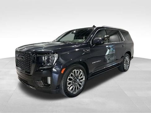 Certified 2024 GMC Yukon Denali Ultimate image 3
