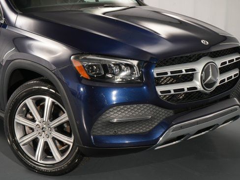 Used 2021 Mercedes-Benz GLS 450 4MATIC image 9