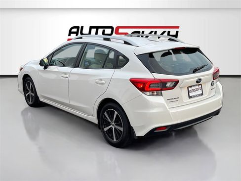 Used 2023 Subaru Impreza Premium image 5