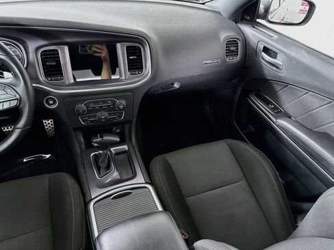 Used 2018 Dodge Charger R/T Scat Pack w/ Driver Confidence Group RWD image 26