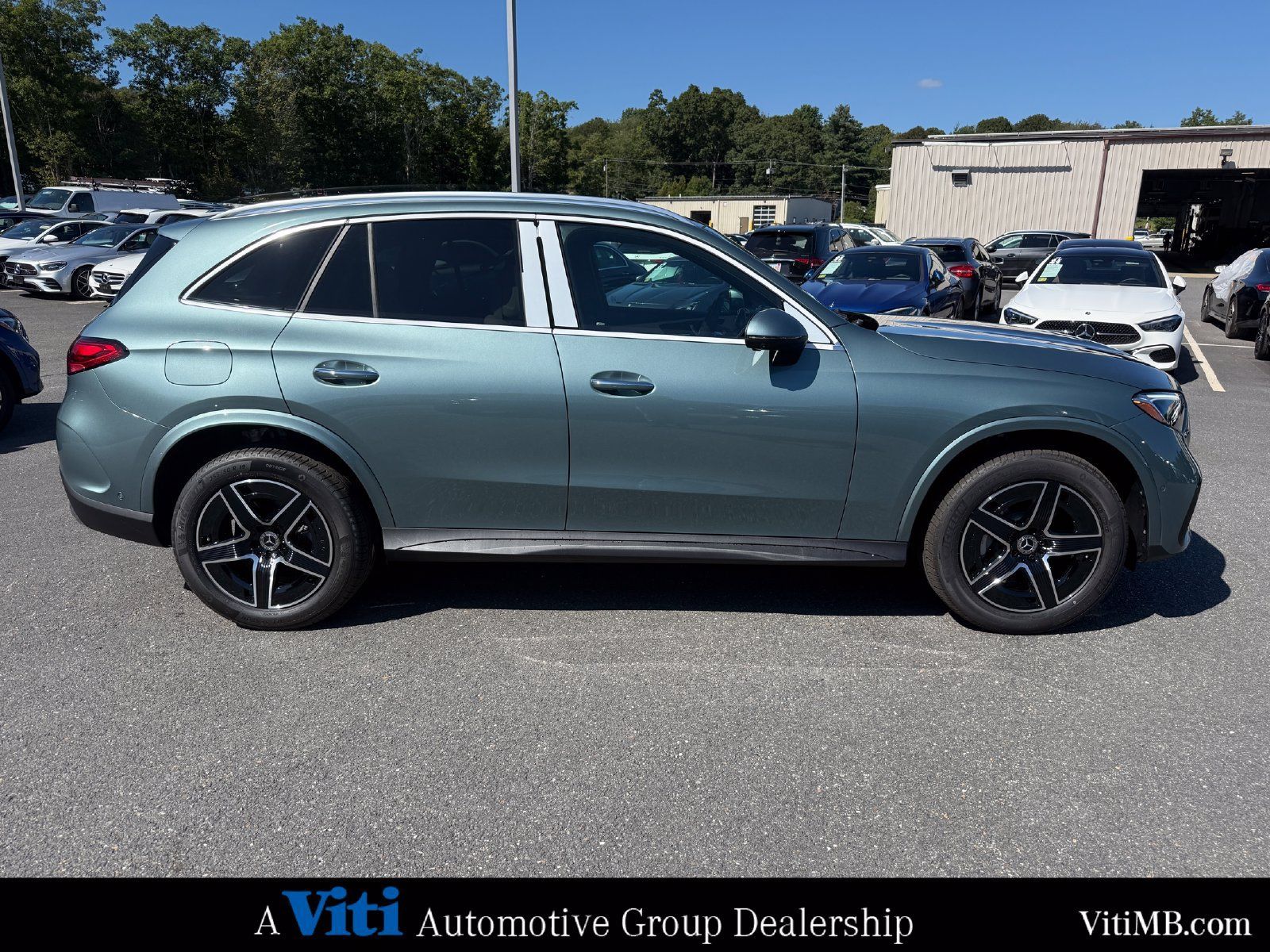 New 2027 Mercedes-Benz GLC 300 4MATIC image 9