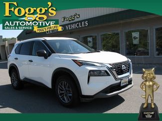 Used 2023 Nissan Rogue S image 1