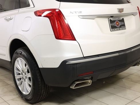 Used 2018 Cadillac XT5 FWD image 42