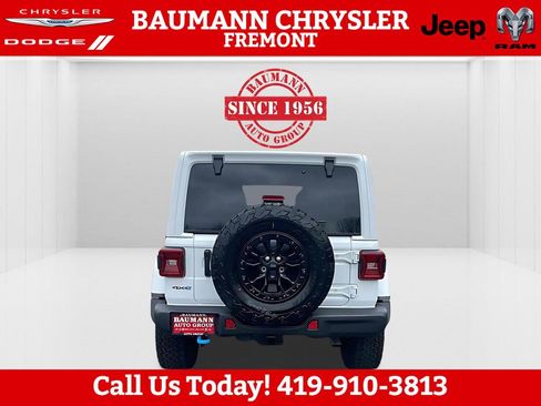 Used 2023 Jeep Wrangler Unlimited Rubicon 4xe image 5