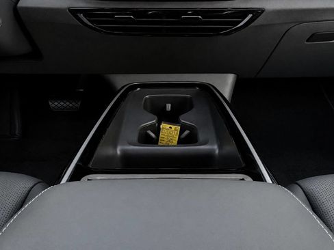 Certified 2023 Volkswagen ID.4 Pro S AWD/4WD image 23