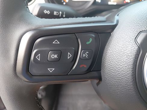 Used 2025 Jeep Wrangler Unlimited Sport AWD/4WD image 5
