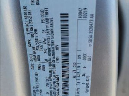 Used 2018 Ford Escape SE image 23