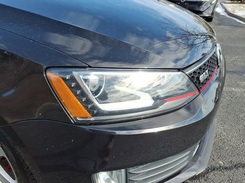 Used 2015 Volkswagen Jetta GLI SEL image 2