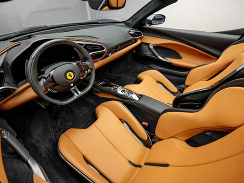 Used 2024 Ferrari 296 GTS RWD image 19