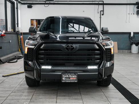 Used 2025 Toyota Tundra SR image 2