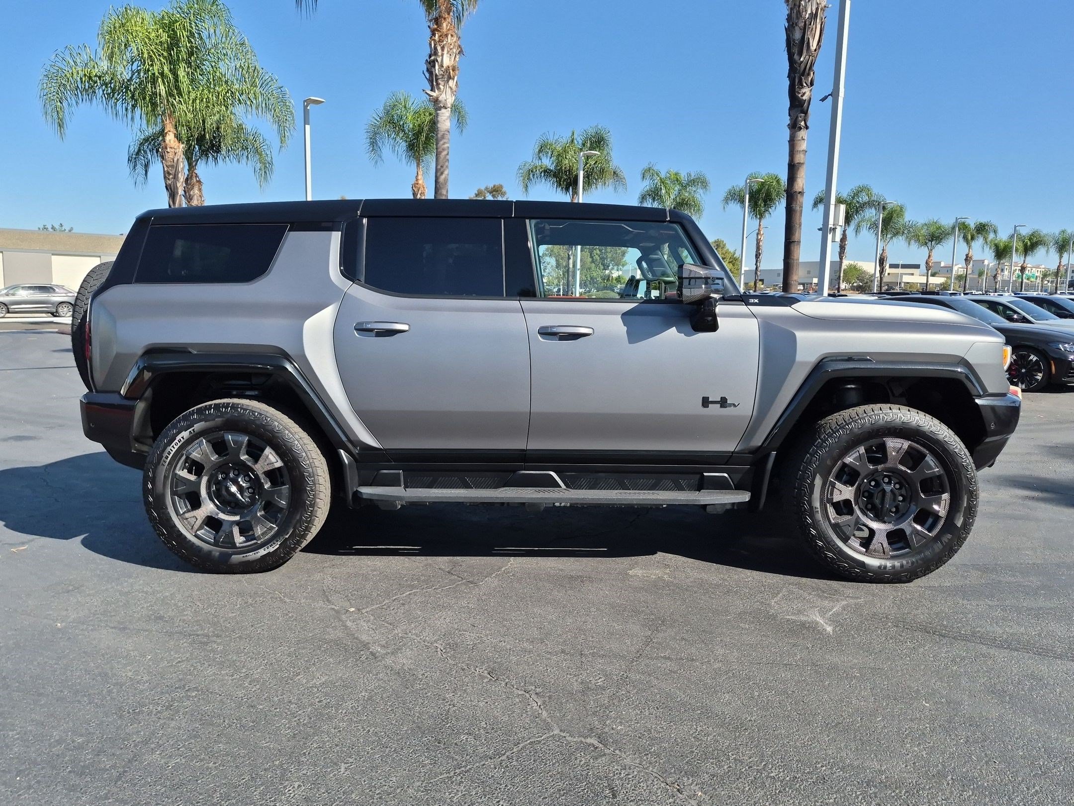 Used 2026 GMC Hummer EV 3X w/ Carbon Fiber Edition Package AWD/4WD image 11