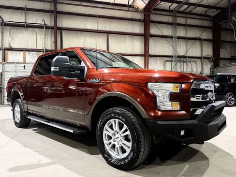 Used 2015 Ford F150 Lariat w/ Equipment Group 501A Mid image 1