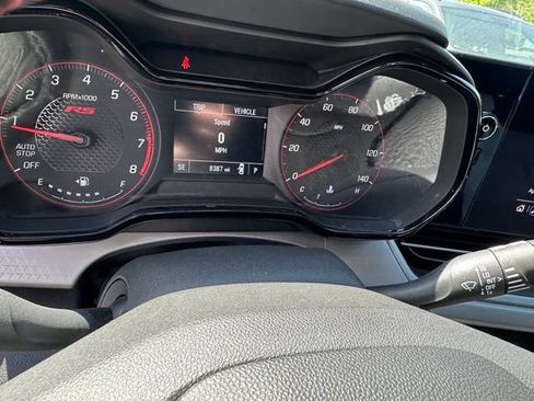 Used 2024 Chevrolet Trax RS w/ Driver Confidence Package FWD image 11