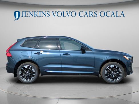 New 2026 Volvo XC60 B5 Plus w/ Protection Package Premier AWD/4WD image 2