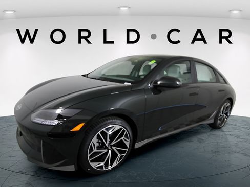 Used 2023 Hyundai Ioniq 6 SEL RWD image 6