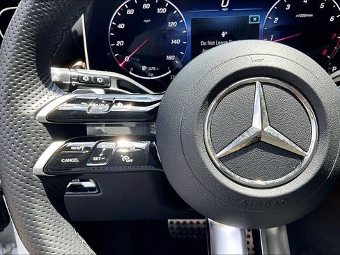 Certified 2023 Mercedes-Benz GLC 300 4MATIC image 20