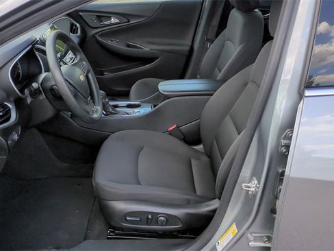 Used 2024 Chevrolet Malibu LT image 10