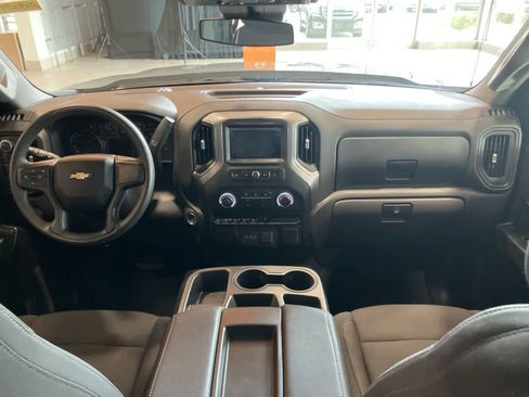 Used 2024 Chevrolet Silverado 1500 Custom image 21