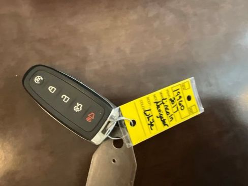 Used 2017 Lincoln Navigator Reserve AWD/4WD image 33