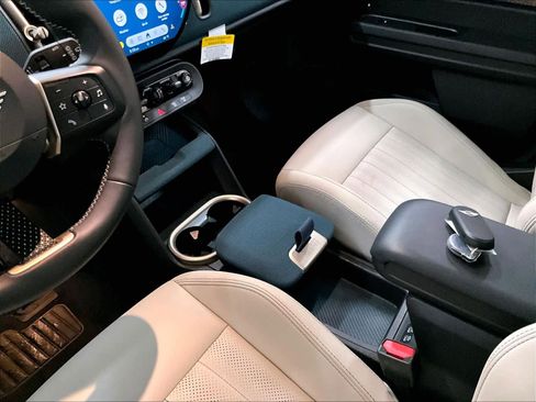 Certified 2025 MINI Cooper Countryman S image 19