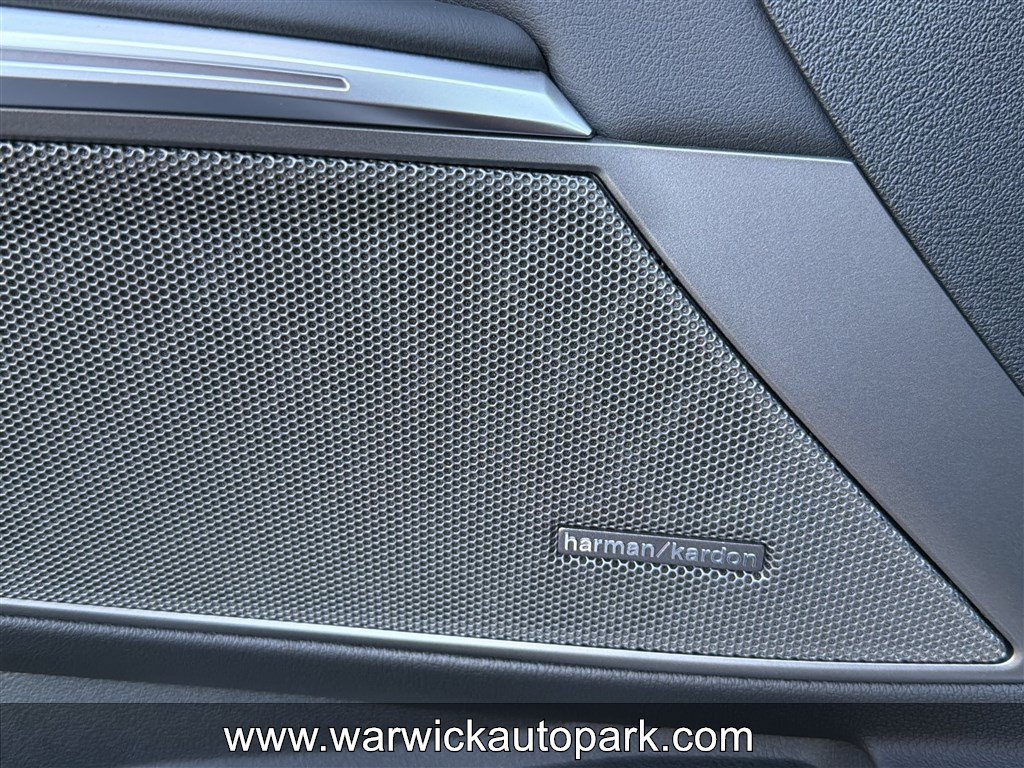 Used 2026 BMW M3 w/ M Carbon Exterior Package RWD image 16