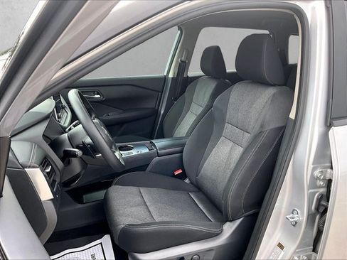 Used 2024 Nissan Rogue SV FWD image 26