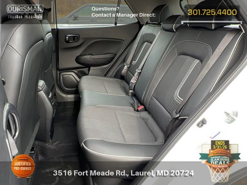 Certified 2024 Hyundai Venue Limited image 18