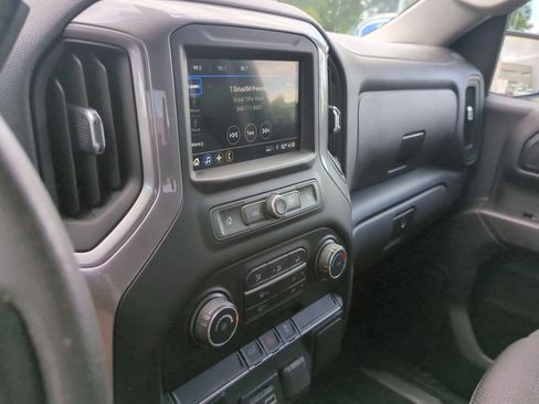 Used 2019 Chevrolet Silverado 1500 Custom w/ Custom Value Package image 25