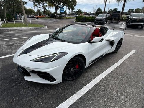 Used 2022 Chevrolet Corvette Stingray Preferred Conv w/ 2LT RWD image 1