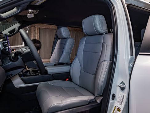 Used 2026 Toyota Tundra Limited image 23