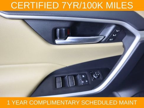 Used 2025 Toyota RAV4 XLE Premium w/ Weather Package AWD/4WD image 18