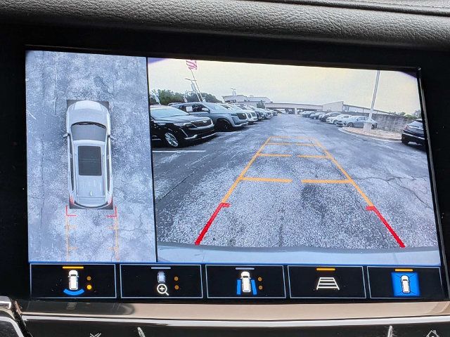 Used 2024 Cadillac XT6 Premium Luxury w/ Technology Package FWD image 25