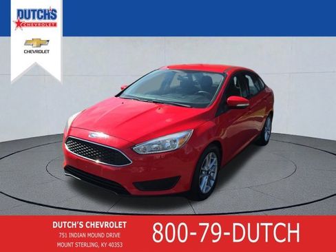 Used 2016 Ford Focus SE image 1