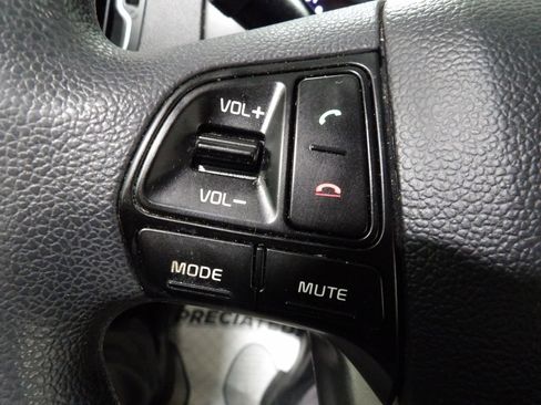 Used 2017 Kia Rio LX w/ Power Package FWD image 13