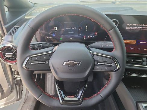 New 2026 Chevrolet Equinox EV RS image 27